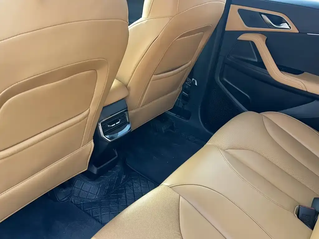 Roewe RX5 2022 из CN, фото 2