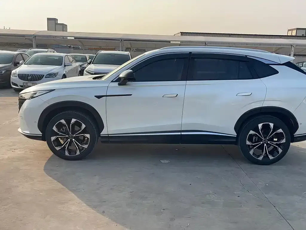 Roewe RX5 2022 из CN, фото 6