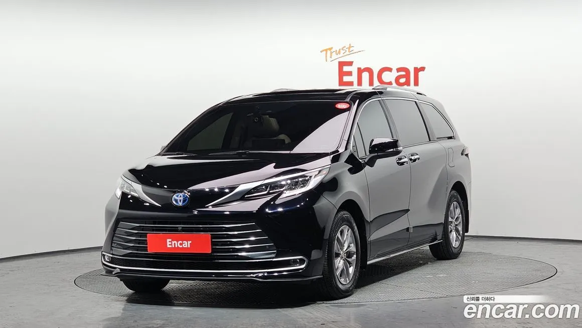 Toyota Sienna 2024 из KR, фото 1