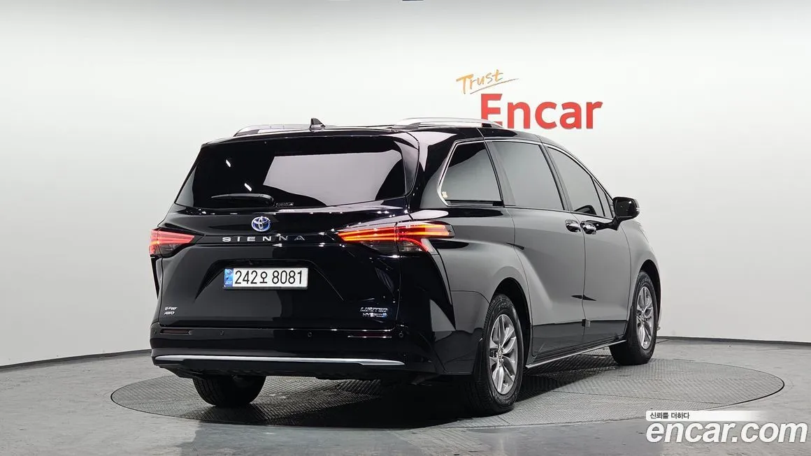 Toyota Sienna 2024 из KR, фото 8