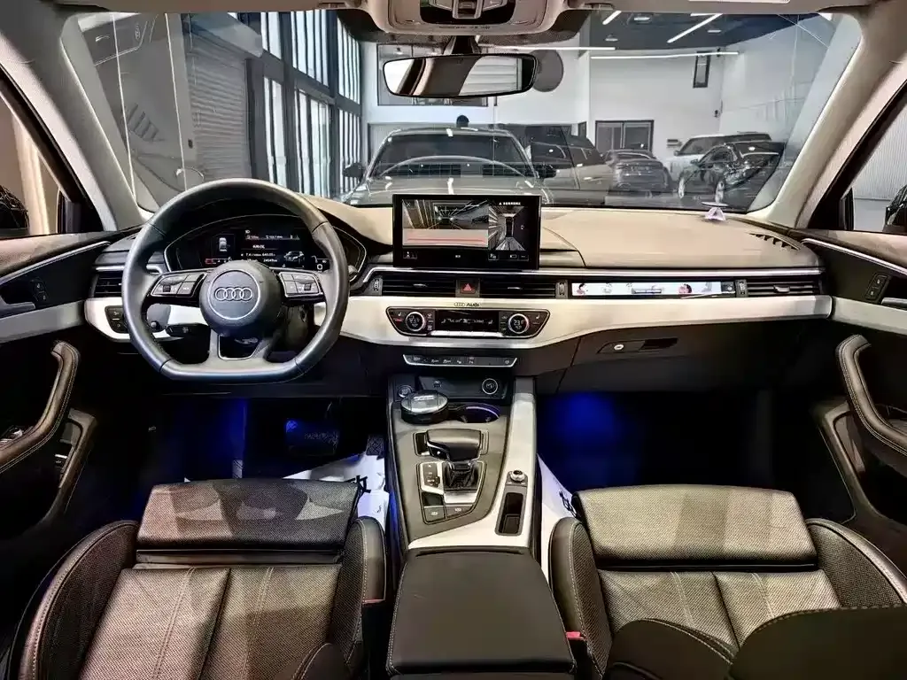 Audi A4L 2022 из CN, фото 5