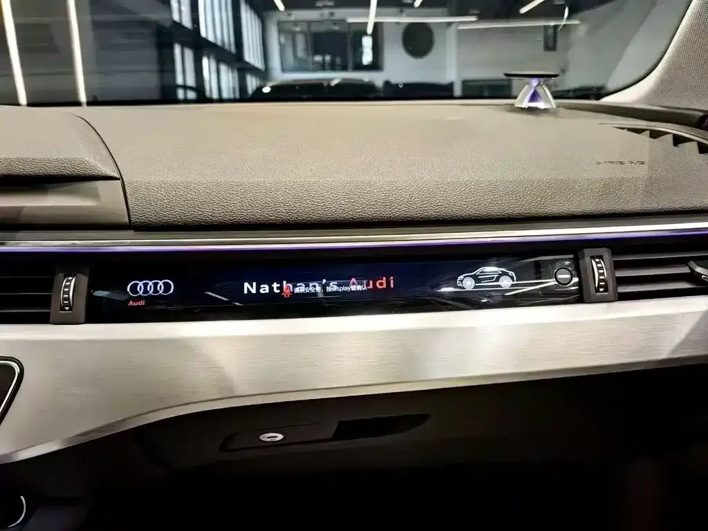 Audi A4L 2022 из CN, фото 4