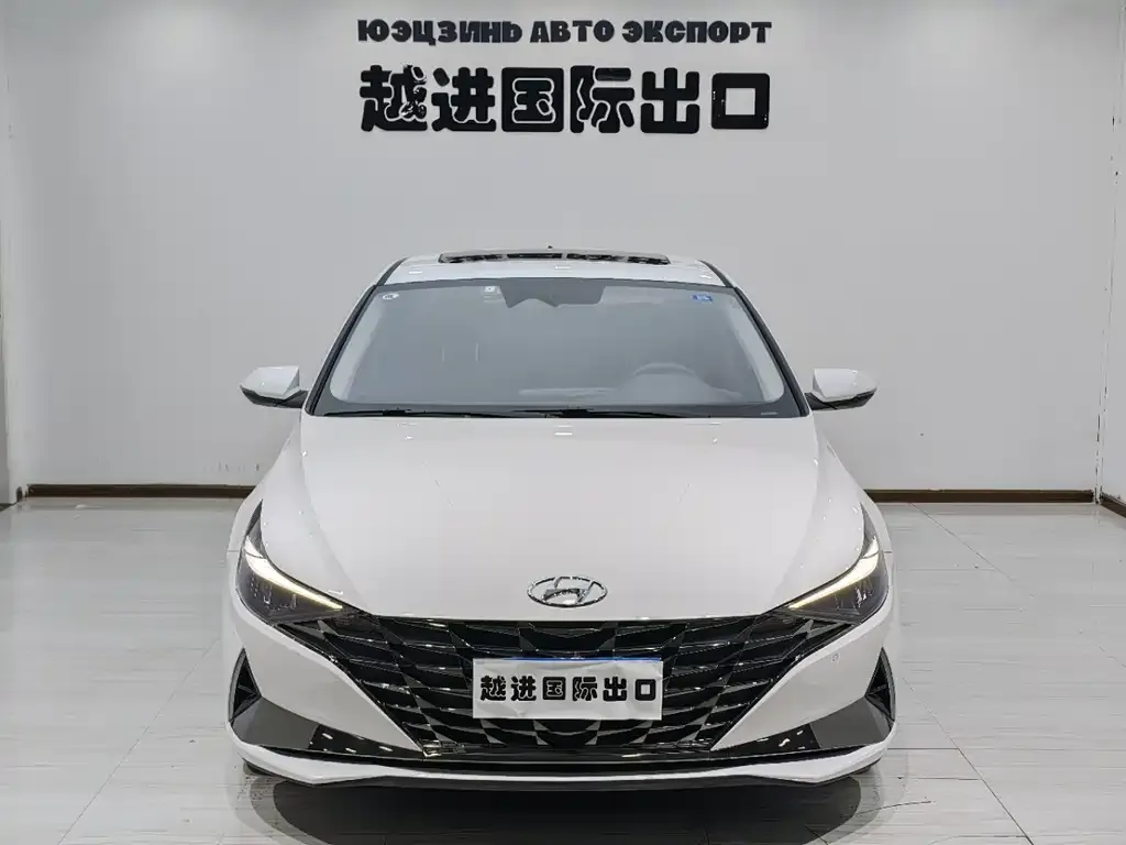 Hyundai Elantra 2022 из CN, фото 2