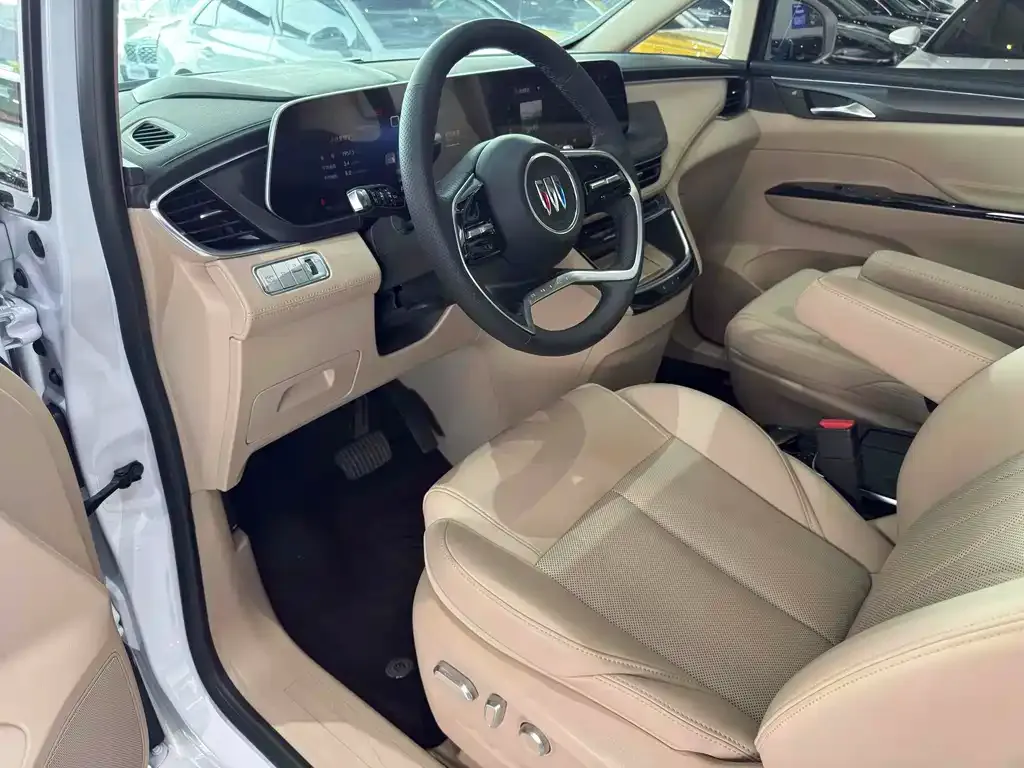Buick GL8 Hybrid 2025 из CN, фото 3