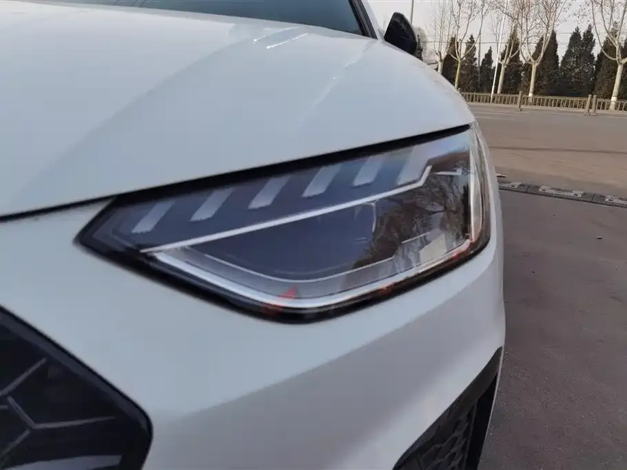 Audi A4L 2024 из CN, фото 5