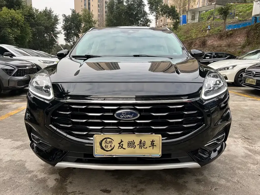 Ford Escape 2023 из CN, фото 3