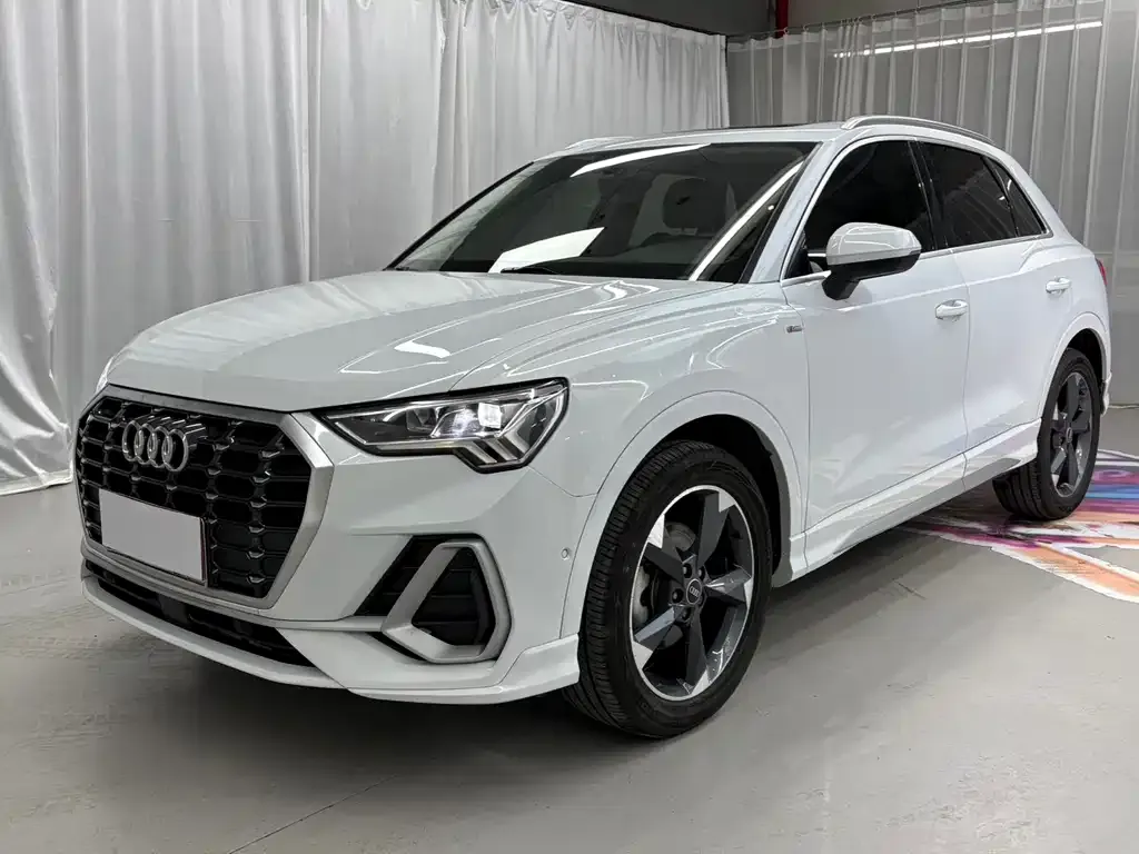 Audi Q3 2021 из CN, фото 1