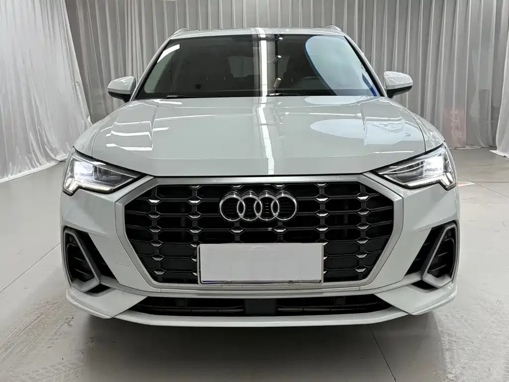 Audi Q3 2021 из CN, фото 5