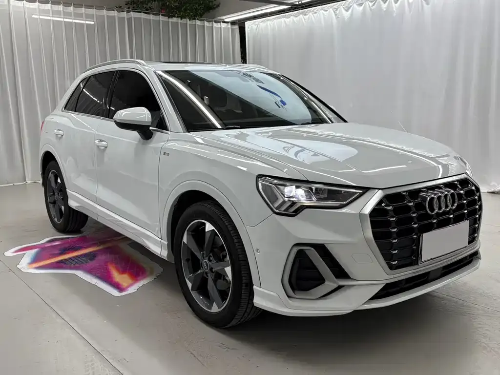 Audi Q3 2021 из CN, фото 9