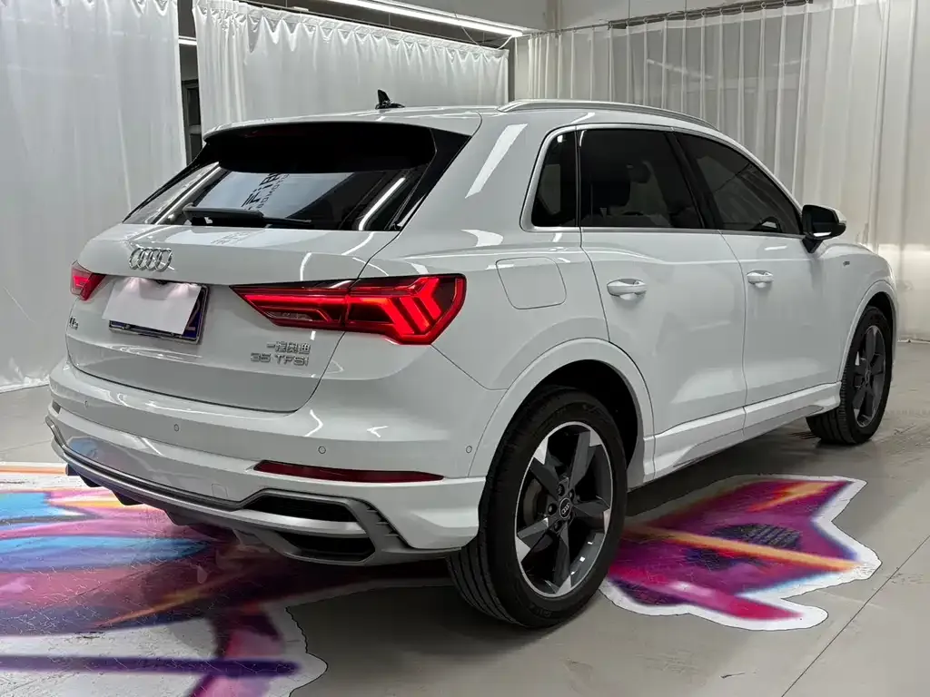 Audi Q3 2021 из CN, фото 3