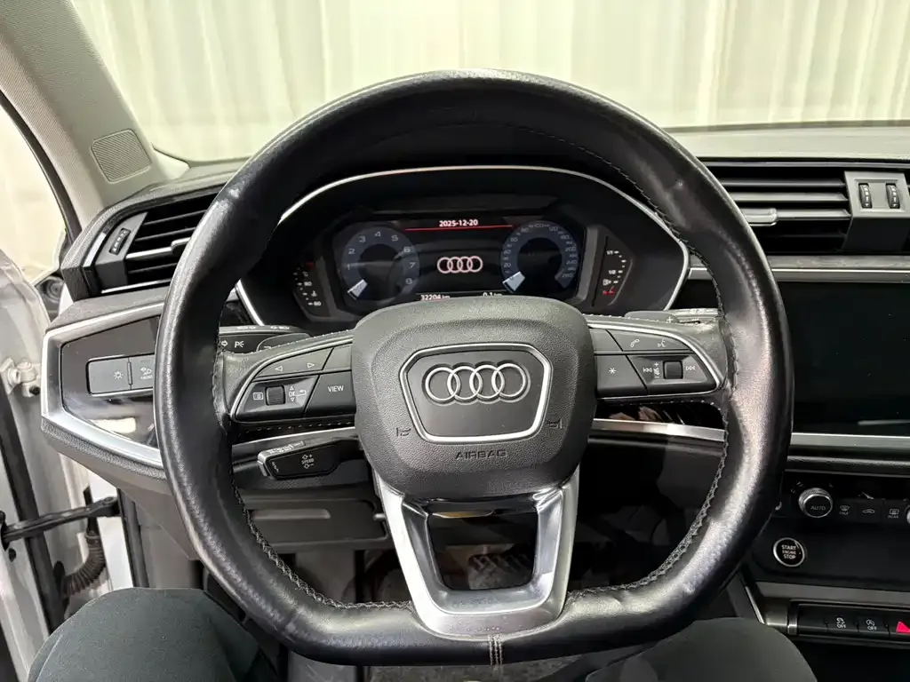 Audi Q3 2021 из CN, фото 10