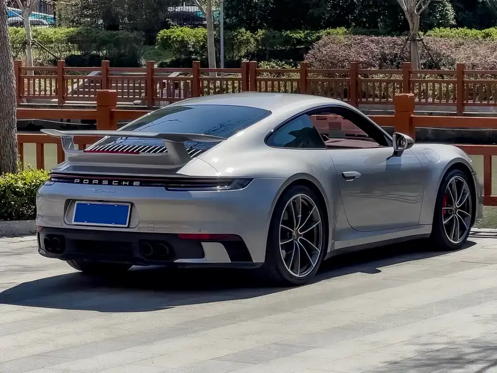Porsche 911 2023 из CN, фото 5