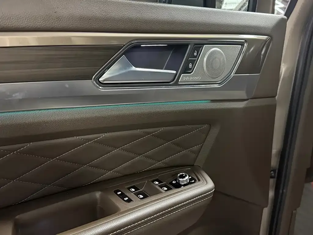 Volkswagen Viloran 2021 из CN, фото 4