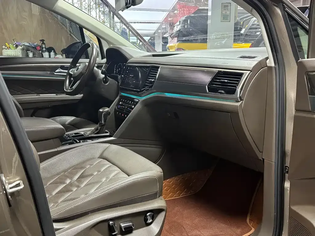 Volkswagen Viloran 2021 из CN, фото 6