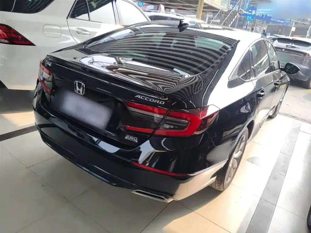 Honda Accord 2023 из CN, фото 9