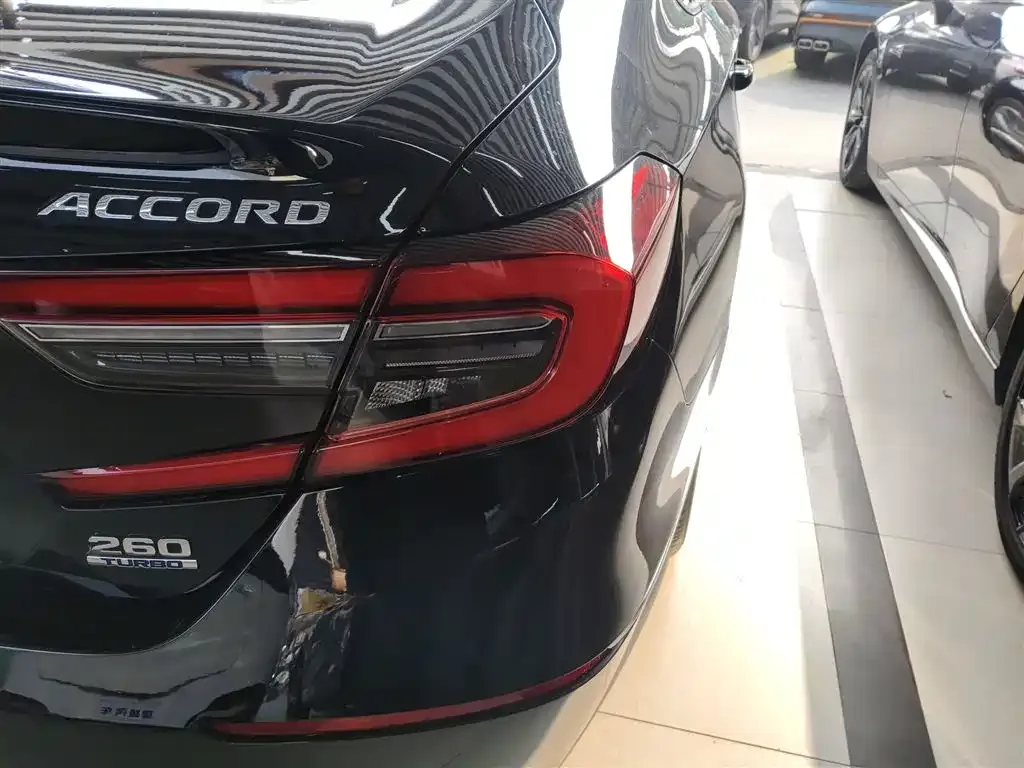 Honda Accord 2023 из CN, фото 5