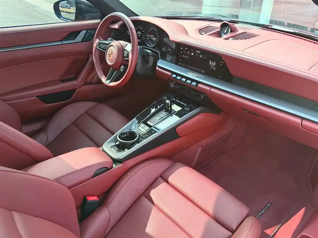 Porsche 911 2024 из CN, фото 9