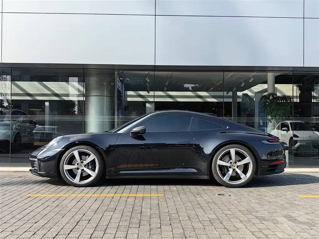 Porsche 911 2024 из CN, фото 4