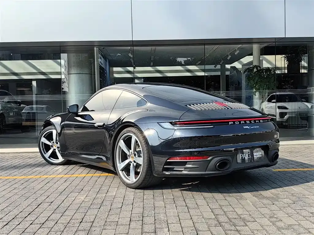 Porsche 911 2024 из CN, фото 8