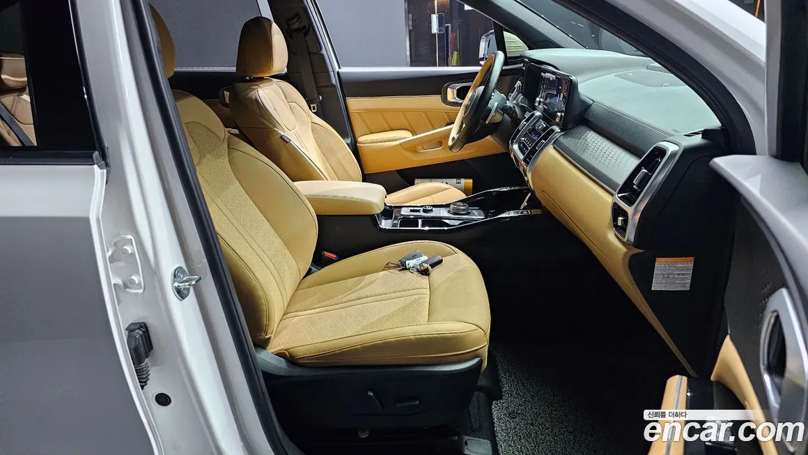 Kia Sorento — фото 10