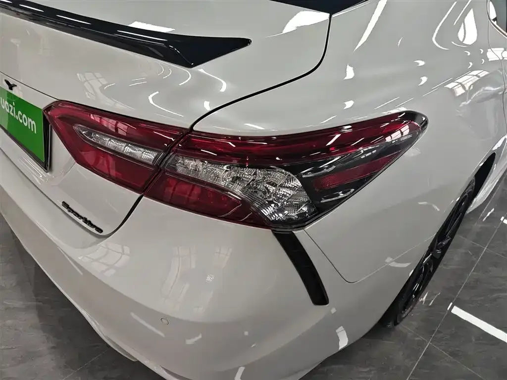 Toyota Camry 2023 из CN, фото 3