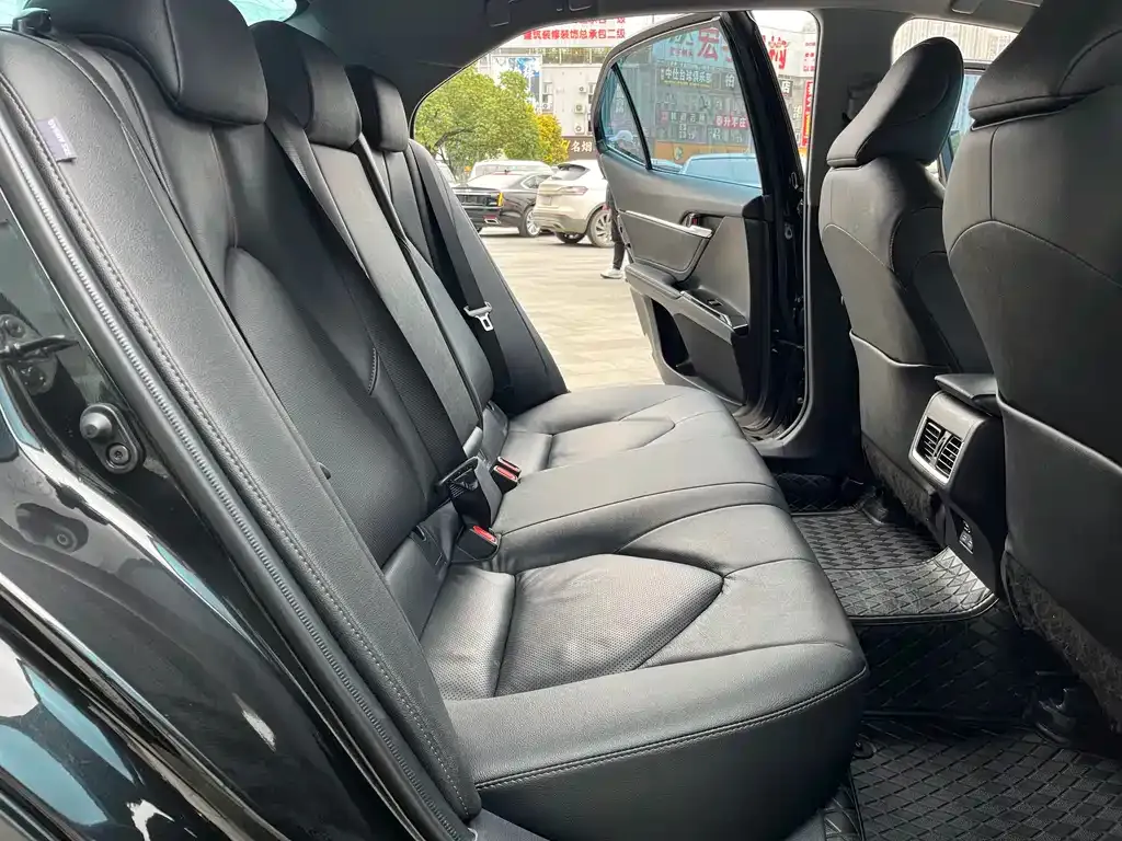 Toyota Camry 2024 из CN, фото 7