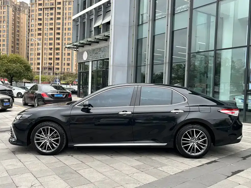 Toyota Camry 2024 из CN, фото 6