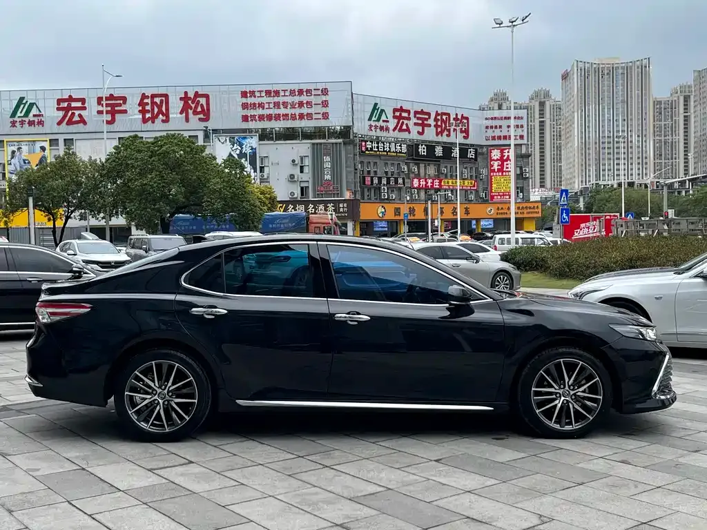 Toyota Camry 2024 из CN, фото 3
