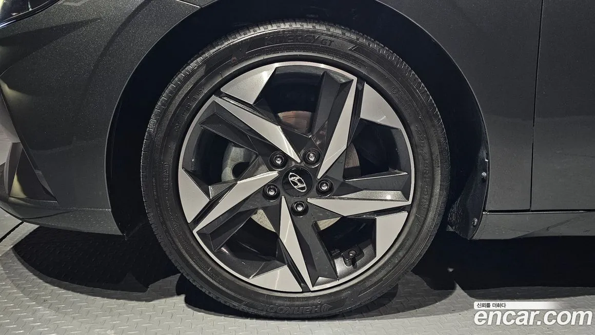 Hyundai AVANTE — фото 4
