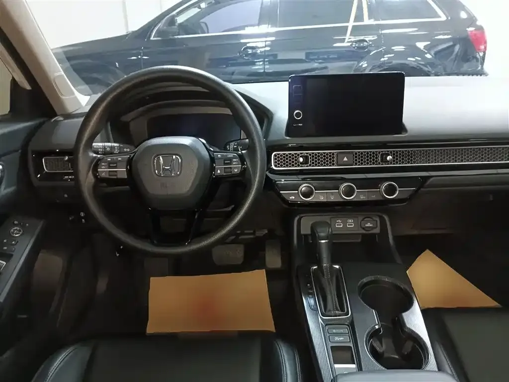 Honda Civic 2024 из CN, фото 4