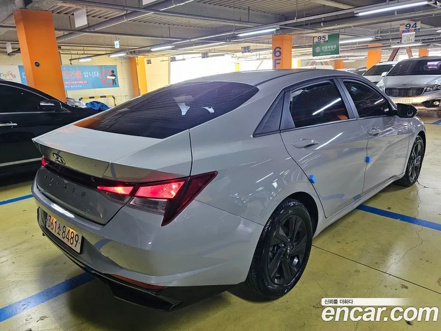 Hyundai AVANTE 2021 из KR, фото 7
