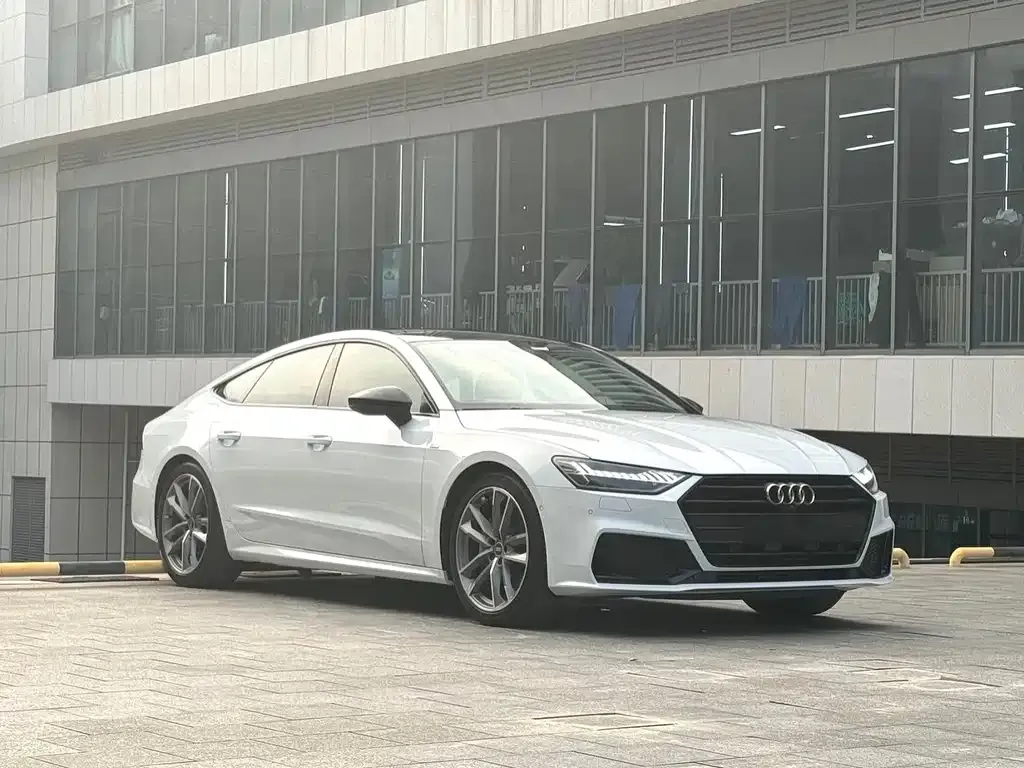 Audi A7 2021 из CN, фото 7