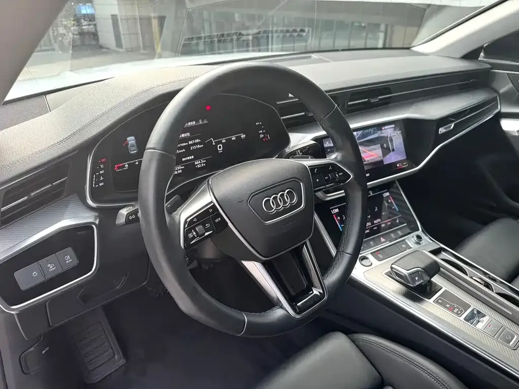 Audi A7 2021 из CN, фото 3
