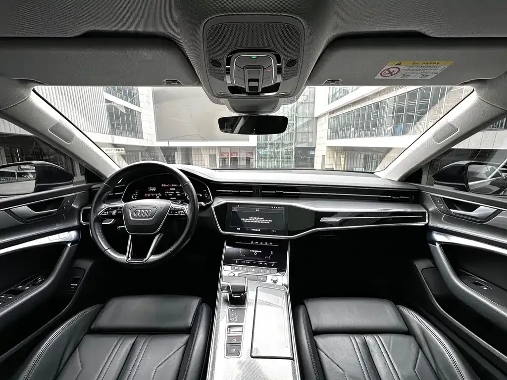 Audi A7 2021 из CN, фото 6