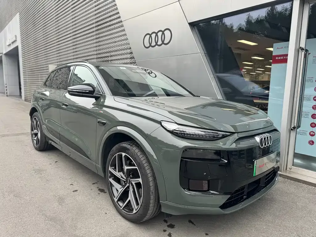 Audi Q6L e-tron — фото 7