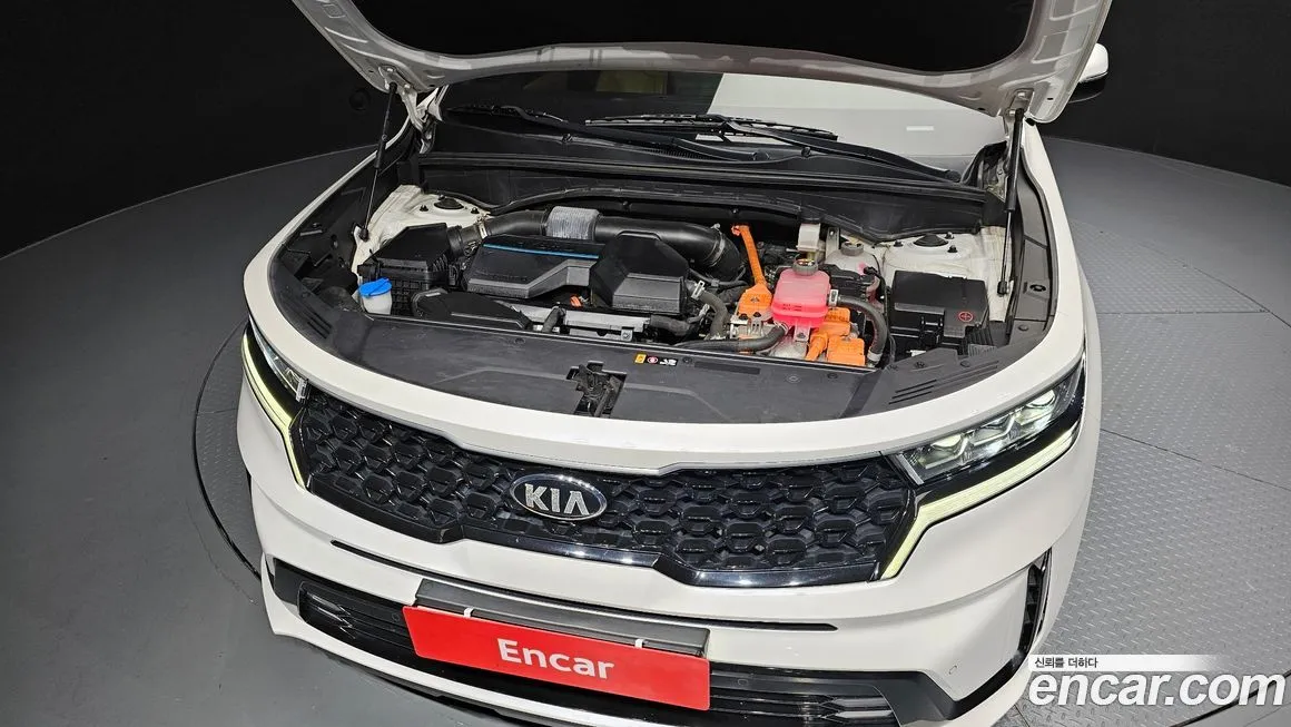 Kia Sorento — фото 8