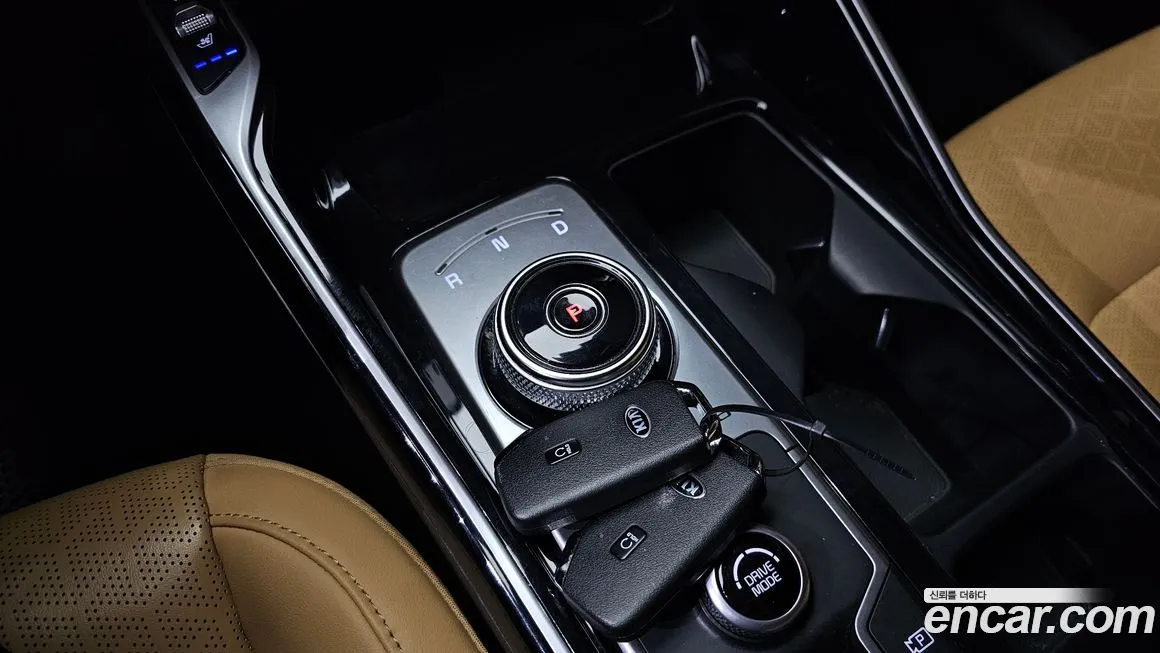 Kia Sorento — фото 7