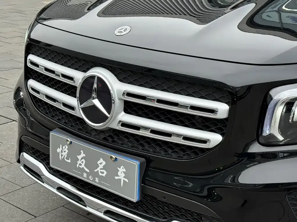 Mercedes-Benz GLB — фото 4