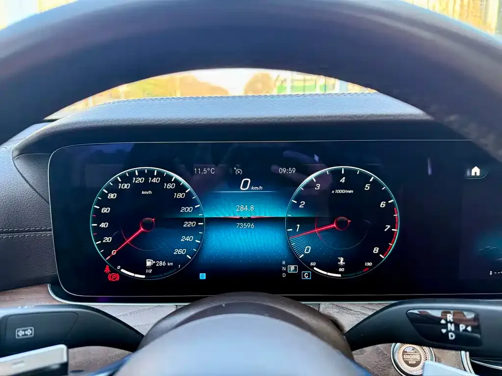 Mercedes-Benz E-Class 2023 из CN, фото 9