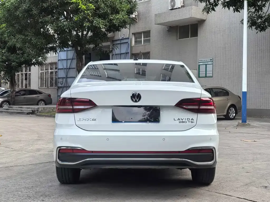 Volkswagen Lavida 2022 из CN, фото 3