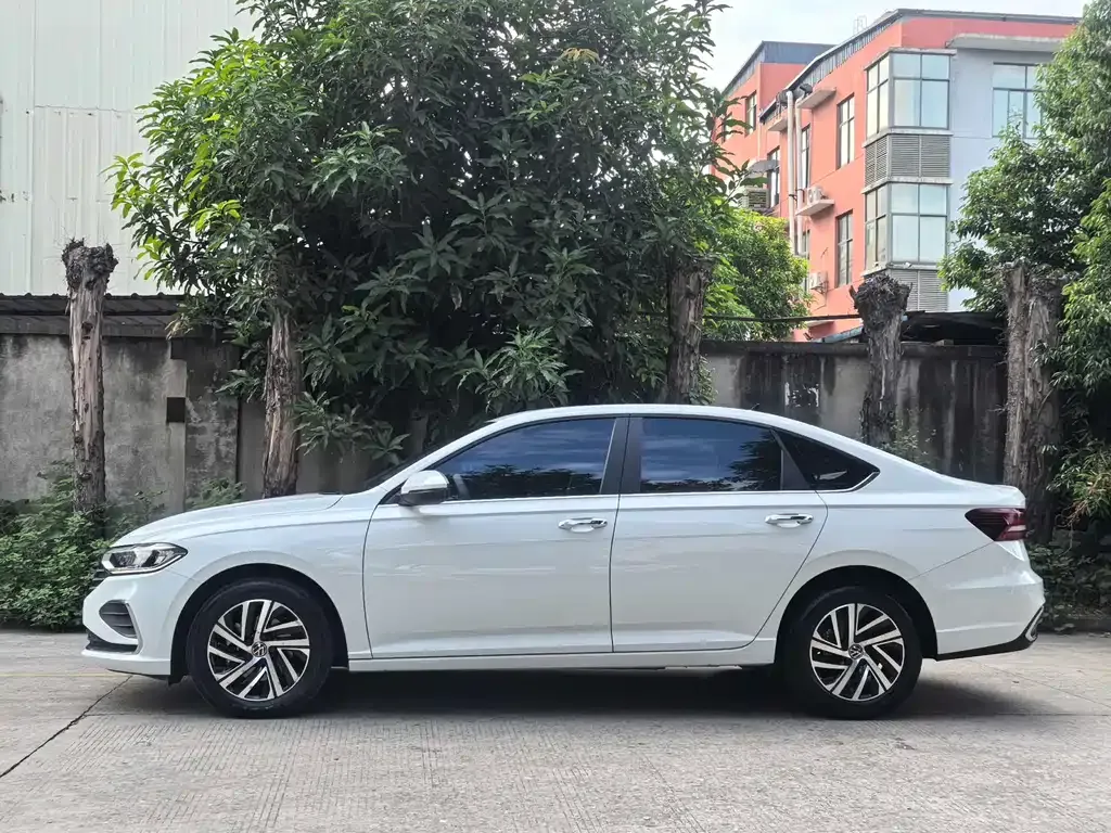 Volkswagen Lavida 2022 из CN, фото 9