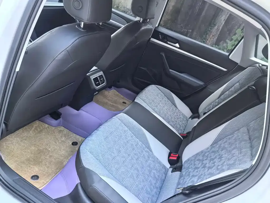 Volkswagen Lavida 2022 из CN, фото 4