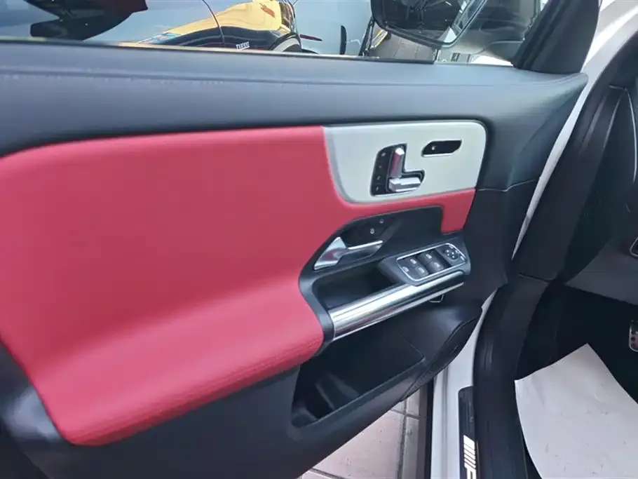 Mercedes-Benz GLA AMG 2023 из CN, фото 2