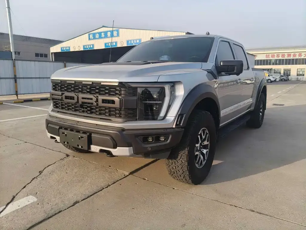 Ford F-150 Raptor 2023 из CN, фото 1