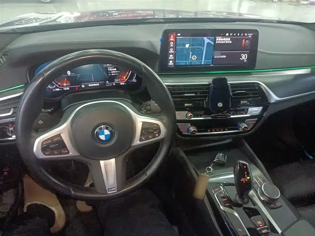 BMW 5 Series (Import) 2022 из CN, фото 9