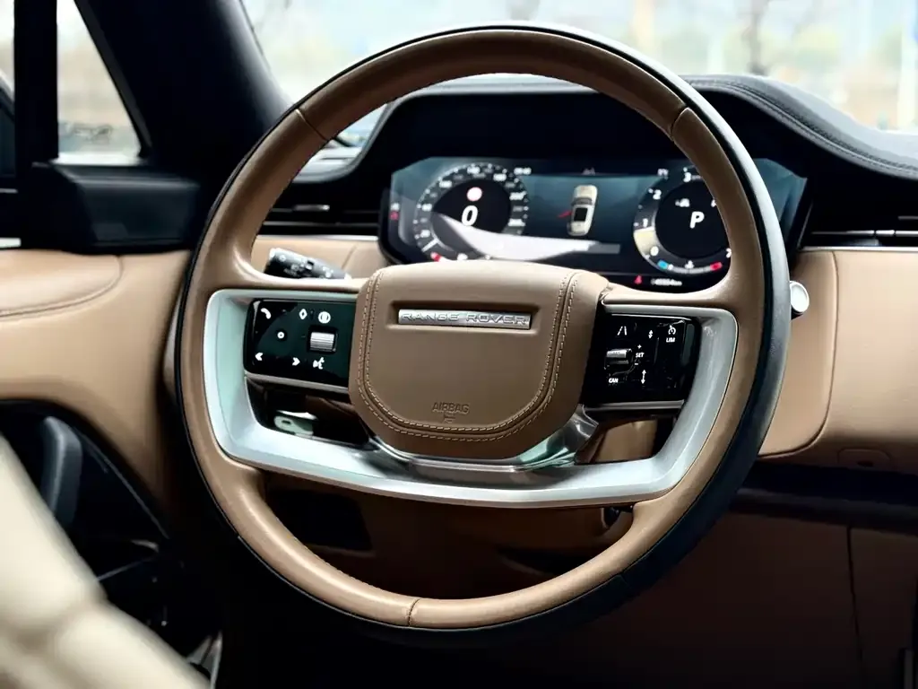 Land Rover Range Rover 2024 из CN, фото 2