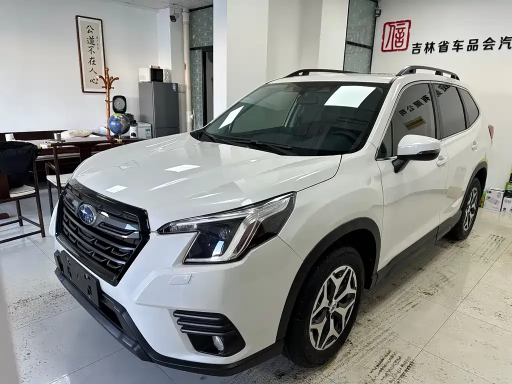 Subaru Forester 2023 из CN, фото 1