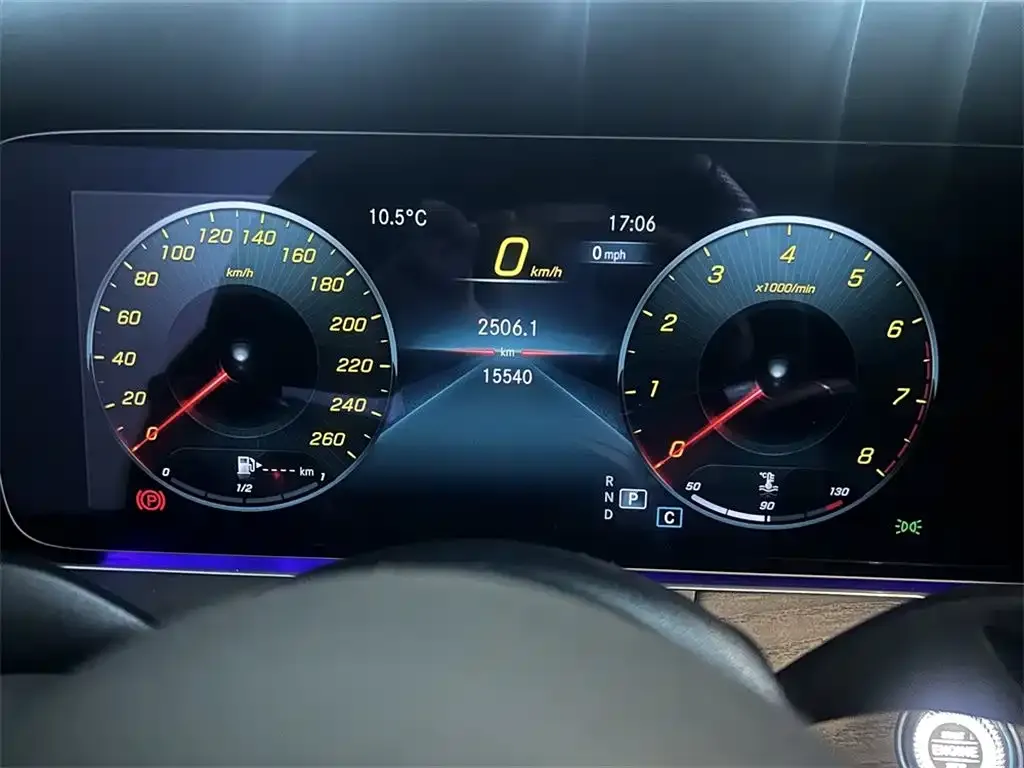 Mercedes-Benz E-Class 2023 из CN, фото 6