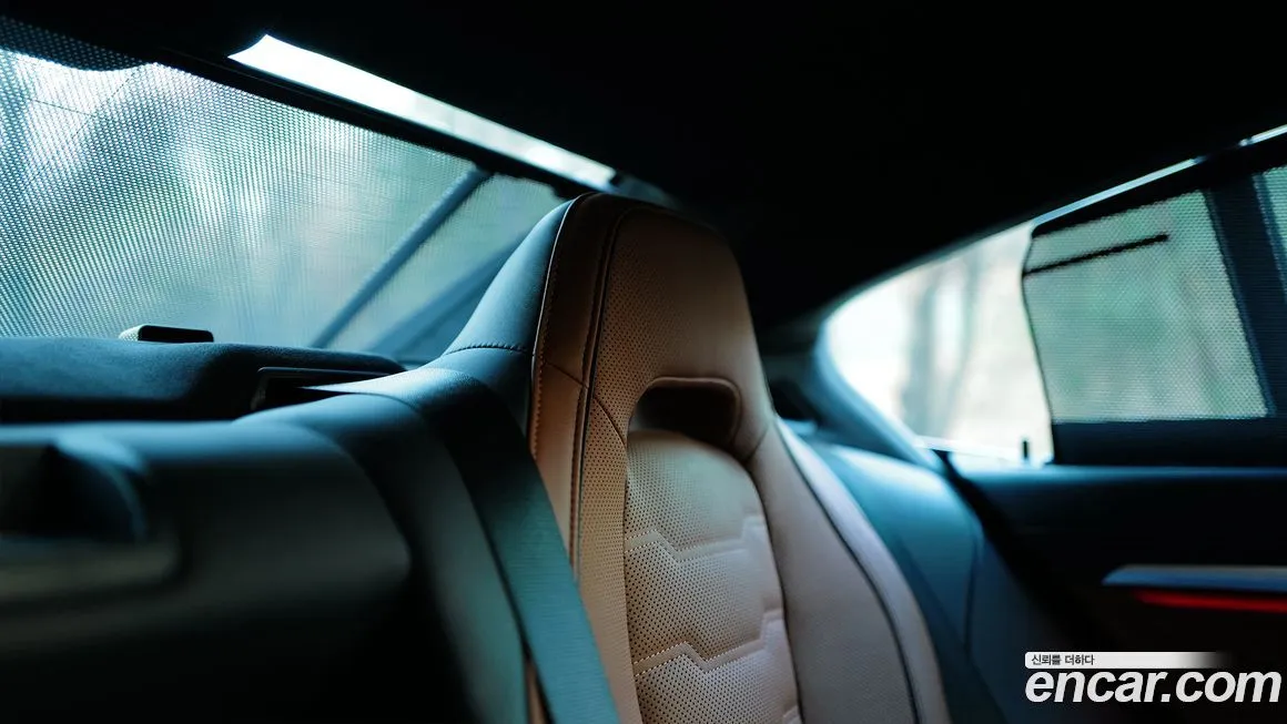 BMW 8-Series — фото 10