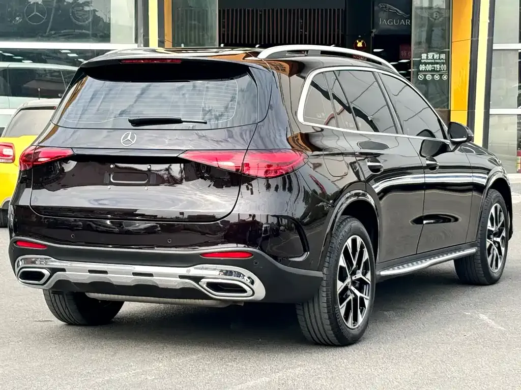 Mercedes-Benz GLC 2023 из CN, фото 2
